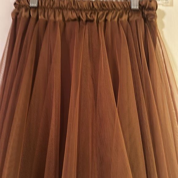 Flowy tulle skirt in cinnamon brown fits size S to M - Picture 4 of 4